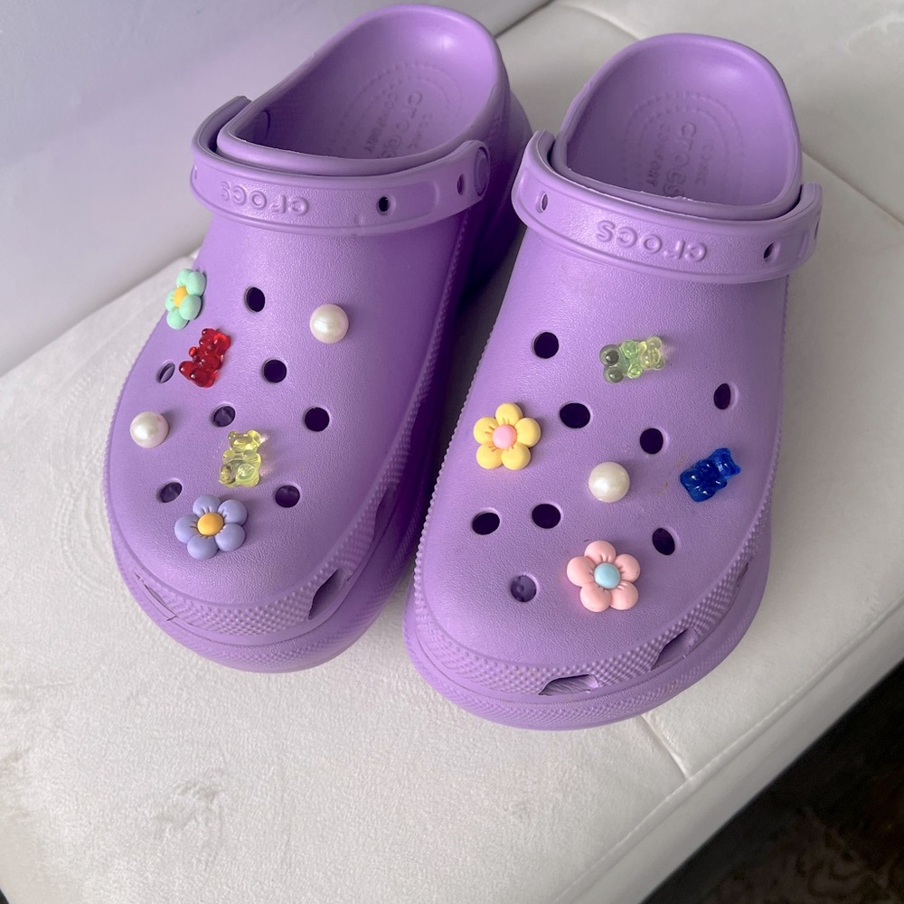 Crocs Women platform lavender croc sz 8